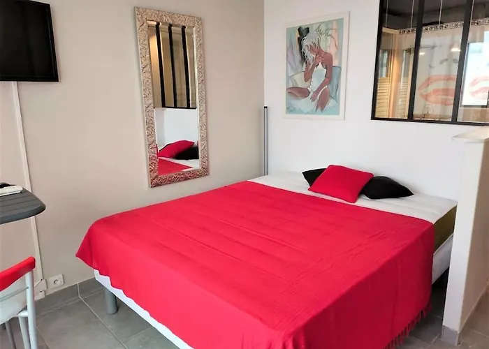 411, Heliopolis Ab Au Village Naturiste Agde